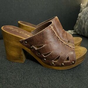 Matisse sandal leather size 6 never worn